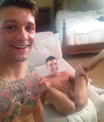 Attractive bottoms of boys 102 59e891593f157.jpg