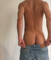 Attractive bottoms of boys 103 59e89702efbed.jpg