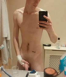 Twinks 324 59ea75da5a405.jpg