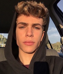Twinks 325 59ea76c4b9e05.jpg