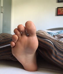 Boys's feet 79 59eca53927d9a.jpg