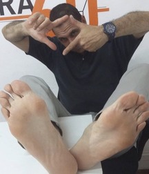 Boys's feet 80 59eca68bcea4b.jpg