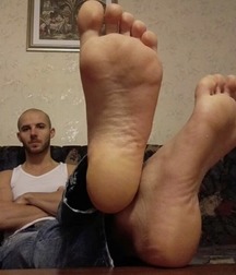 Boys's feet 80 59eca6e80a751.jpg