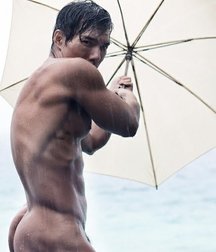 Attrative bottoms of boys 107 59fa3c3db2c6d.jpg