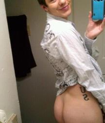 Attractive bottoms of boys 112 5a0accf4eff63.jpg