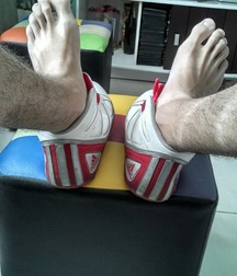 Boys's feet 84 5a0b26cb7e750.jpg