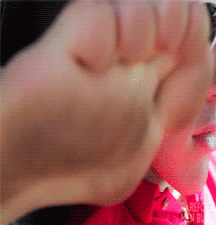 Boys's feet 84 5a0b295915776.gif