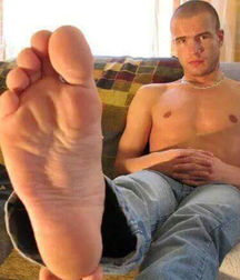 Boys's feet 85 5a0b497f8d1f1.png
