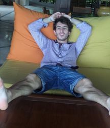 Boys's feet 85 5a0b49866a188.jpg