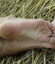 Boys's feet 85 5a0b49e3859ee.jpg