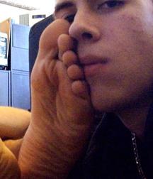 Boys's feet 86 5a0b4ebf49aea.jpg