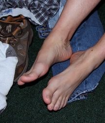 Boys's feet 88 5a1487b0f054e.jpg