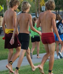 Boys's feet 88 5a1487ef5d000.jpg
