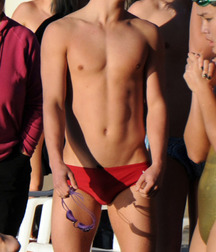 Twinks 353 5a154673dacb8.jpg