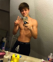 Twinks 357 5a15512084ff1.jpg