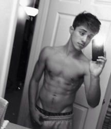 Twinks 357 5a1551cfb436f.jpg