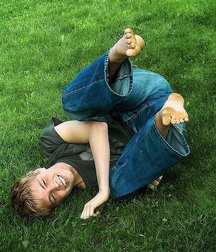 Boys's feet 89 5a197e8b703ad.jpg