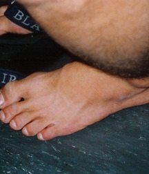 Boys's feet 91 5a19883a161bb.jpg