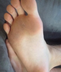 Boys's feet 92 5a198b978a6d6.jpg