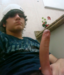 Twinks 402 5a21b6002cfcd.png