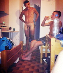 Twinks 403 5a25245a88db7.jpg