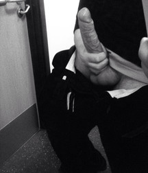 I love big cocks 223 5a25a4041c3c0.jpg