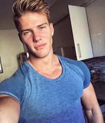 Beautiful and sexy boys 175 5a266ede2ad5a.jpg