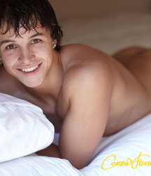 Attractive bottoms of boys 120 5a2d578be656e.jpg