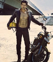 Beautiful and sexy boys 180 5a2d5daa32011.jpg