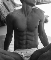 Beautiful and sexy boys 180 5a2d5e5858e5b.jpg