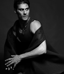 Beautiful and sexy boys 180 5a2d5ed3cd475.jpg
