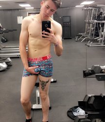 Twinks 411 5a2db8bbc0511.jpg