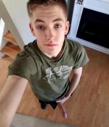 Twinks 414 5a2dc2edb9698.jpg