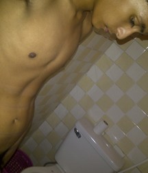 Twinks 418 5a33ac6b7c975.jpg