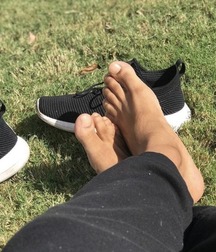 Boys's feet 93 5a38e55534ce8.jpg