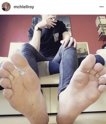 Boys's feet 93 5a38e5acdbc58.jpg