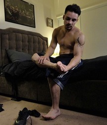 Boys's feet 93 5a38e5b8a5a0e.jpg