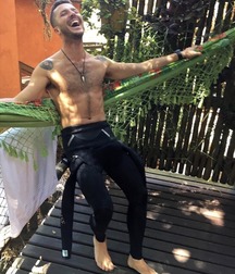 Boys's feet 93 5a38e5df8d7bd.jpg