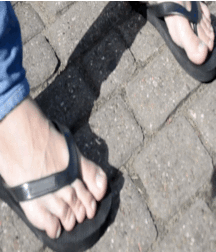 Boys's feet 95 5a38eb2f3a8d7.gif