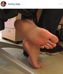 Boys's feet 95 5a38ed77a632a.jpg
