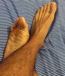 Boys's feet 96 5a38f1f04ee28.jpg