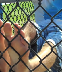 boys's feet 97 5a38fb3517919.png