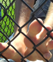boys's feet 97 5a38fc3fc621a.png