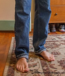 boys's feet 97 5a39004a9dc9c.jpg