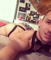 Attractive bottoms of boys 126 5a3a4cd58584e.jpg