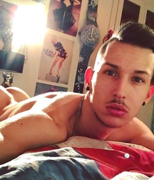 Attractive bottoms of boys 126 5a3a4d0c2e011.jpg