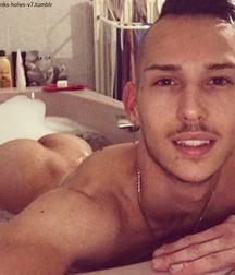 Attractive bottoms of boys 126 5a3a4d1fe021a.jpg