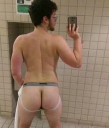 Attractive bottoms of boys 125 5a3a7ca9baf83.jpg