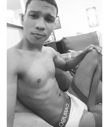 Twinks 425 5a3e5cbd555d4.jpg