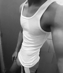 Twinks 425 5a3e5cc636476.jpg